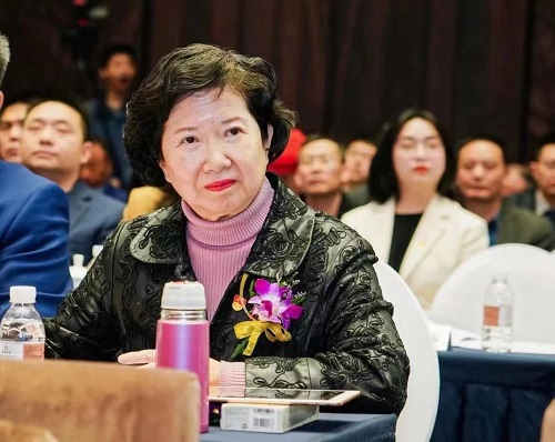 二十而冠正青春，，，感恩奋进再出发——《立异全历程咨询，，，助力高质量生长》钻研会暨mansion88建设20周年庆典盛大举行-mansion88新闻-mansion88动态-mansion88